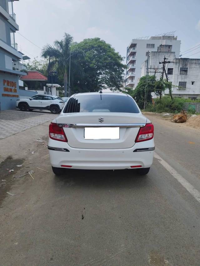 https://images10.gaadi.com/usedcar_image/4186887/original/processed_c3f6821ed74d6ac809d2a5bbb7b79500.jpg?imwidth=6401