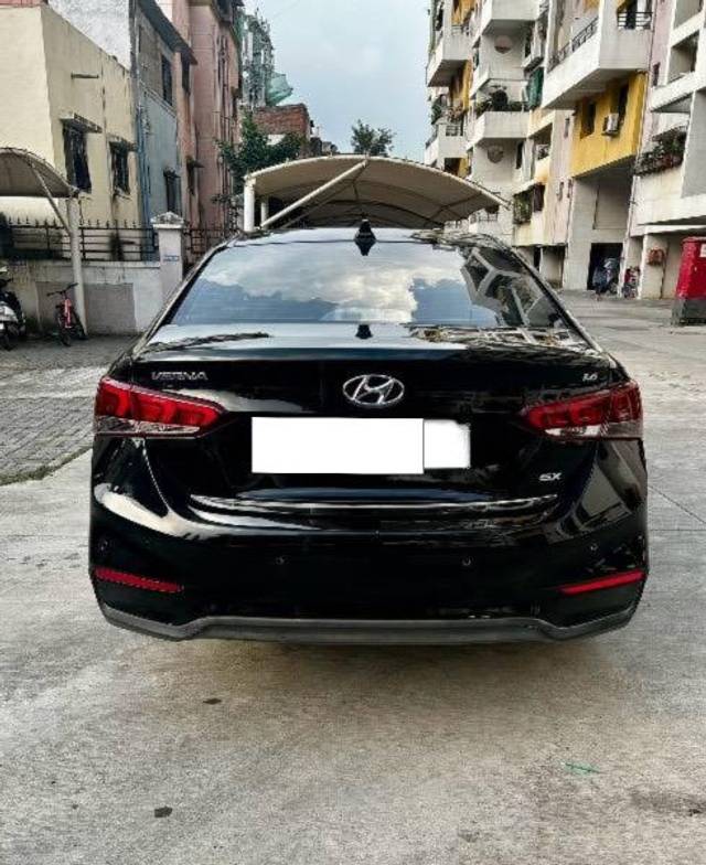 https://images10.gaadi.com/usedcar_image/4186953/original/processed_0f2d1dbf-d72b-4e5d-b265-b3a473a96ddd.jpg?imwidth=6402