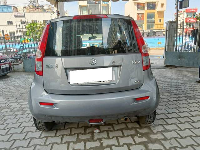 https://images10.gaadi.com/usedcar_image/4186984/original/processed_fa7e4ed1f233b82f9005dc381141257e.jpg?imwidth=6402