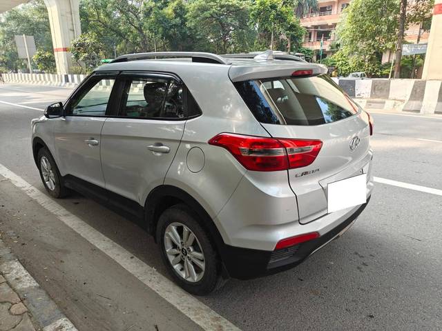 https://images10.gaadi.com/usedcar_image/4186988/original/processed_e252803484ef2cfbd6163f9087375986.jpg?imwidth=6402