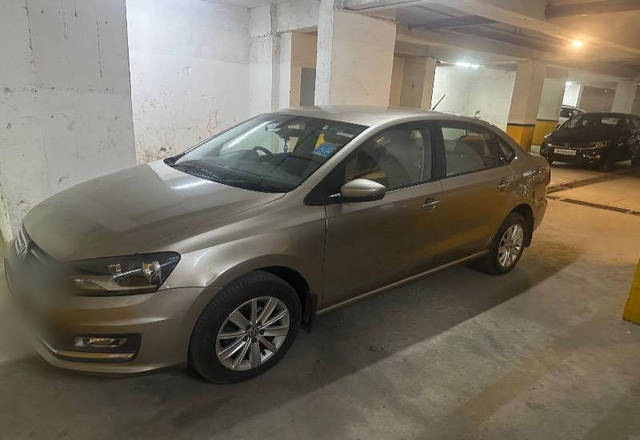 https://images10.gaadi.com/usedcar_image/4187034/original/836700fa42c5f161ae25d7f33cee7b34.jpeg?imwidth=6402