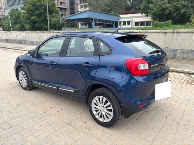 https://images10.gaadi.com/usedcar_image/4187076/original/processed_79290ca96a87a646f923a0ad8b3a5895.jpg?imwidth=6402