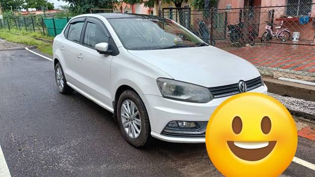 https://images10.gaadi.com/usedcar_image/4187126/original/processed_a44cc486-04b9-4a63-b325-66ebcec596e0.jpg?imwidth=6400