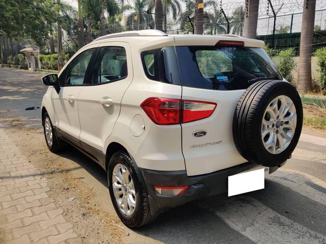 https://images10.gaadi.com/usedcar_image/4187136/original/processed_6da0a3587ce7d4ec517b5896d898c370.jpg?imwidth=6402