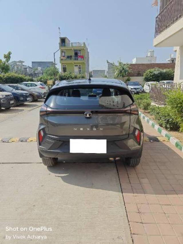 https://images10.gaadi.com/usedcar_image/4187192/original/46dc3542dce065a79cb484dcadcf116f.jpg?imwidth=6401