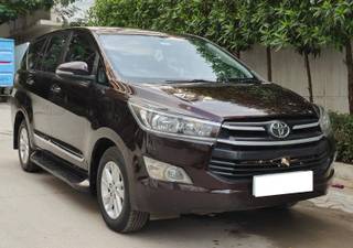 Toyota Innova Crysta 2020-2022 Toyota Innova Crysta 2.4 GX 7 STR AT