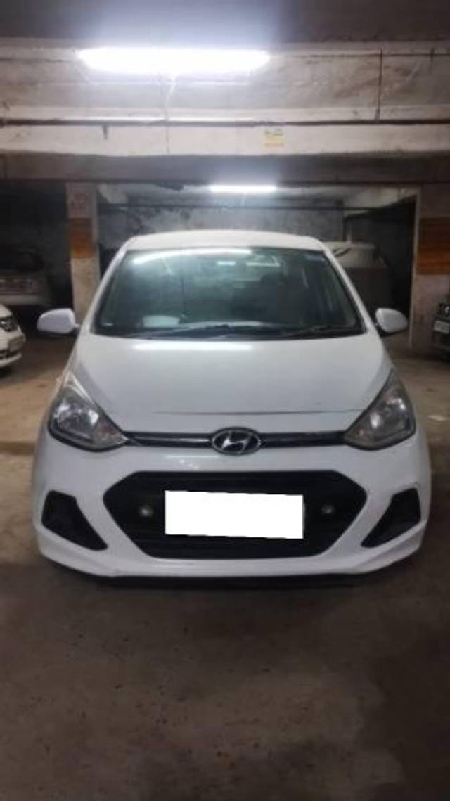 https://images10.gaadi.com/usedcar_image/4187246/original/processed_3bfa1eb5-5ef4-4d72-a099-3c58f1c1aafe.jpg?imwidth=6402