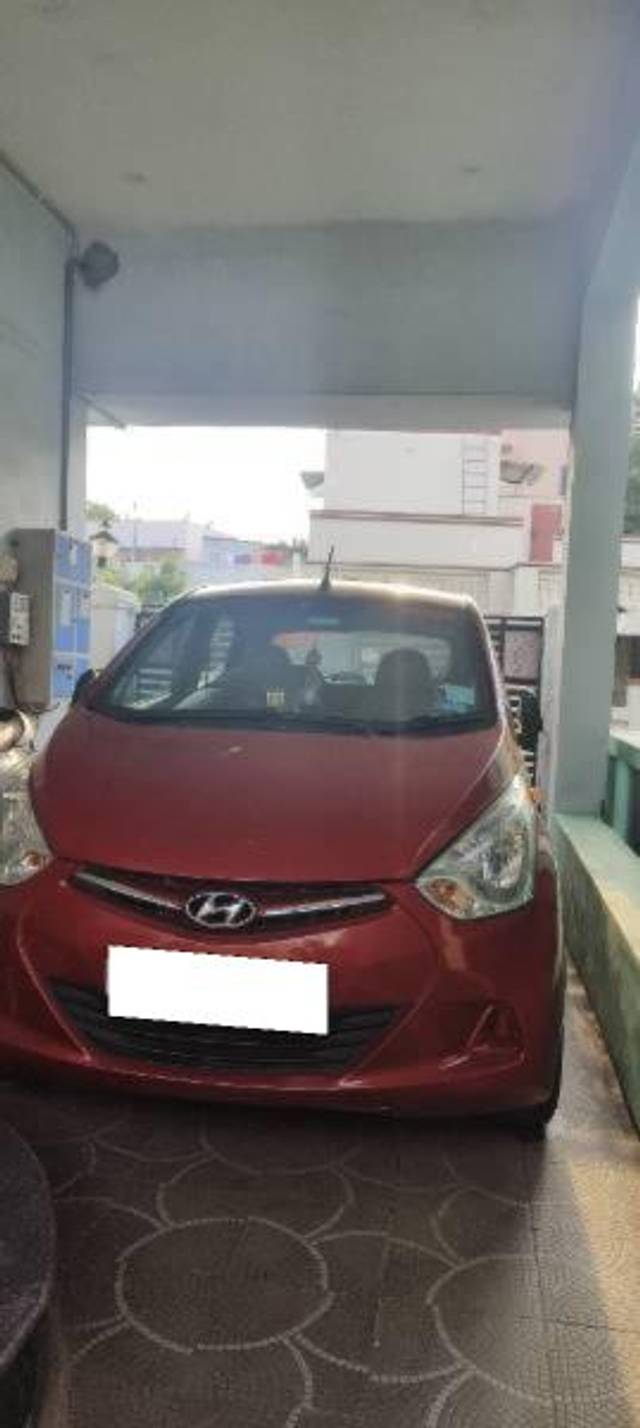 https://images10.gaadi.com/usedcar_image/4187281/original/processed_a00d662f-1ff6-478d-b1f8-615eb14eb9c8.jpg?imwidth=6400