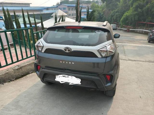 https://images10.gaadi.com/usedcar_image/4187335/original/processed_6f081914-2bfa-49c0-9b14-45b1a975acb0.jpg?imwidth=6401