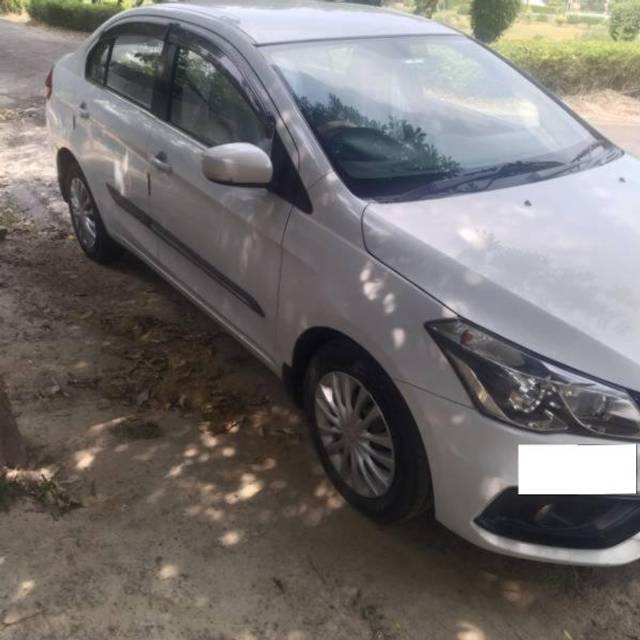 https://images10.gaadi.com/usedcar_image/4187400/original/processed_dada880e-aed9-4e14-9f2d-81d93f2b0f59.jpeg?imwidth=6400