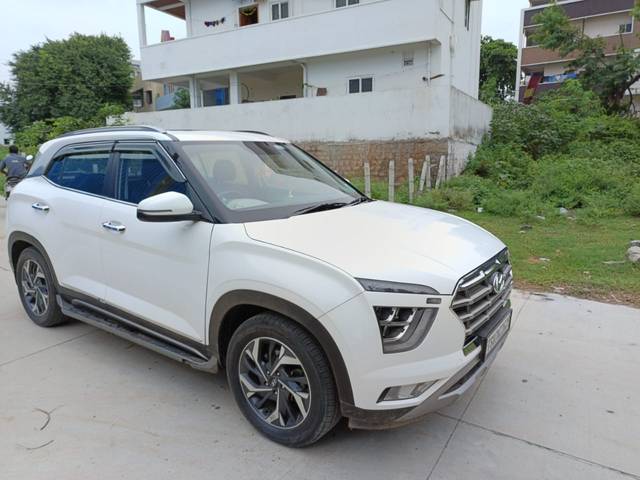 https://images10.gaadi.com/usedcar_image/4187503/original/6c2c485e1140b78f4023cb92a77e6982.jpg?imwidth=6400