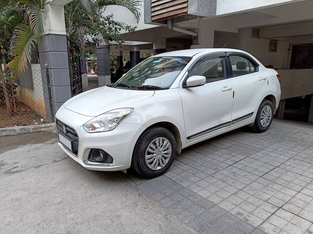 https://images10.gaadi.com/usedcar_image/4187555/original/4f23c320796b81ab7aa7720981b60766.jpg?imwidth=6402