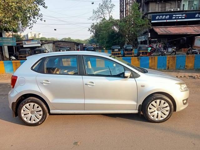 https://images10.gaadi.com/usedcar_image/4187568/original/processed_d575598c0ab3d656eabc9cb3c9e5edca.jpeg?imwidth=6401