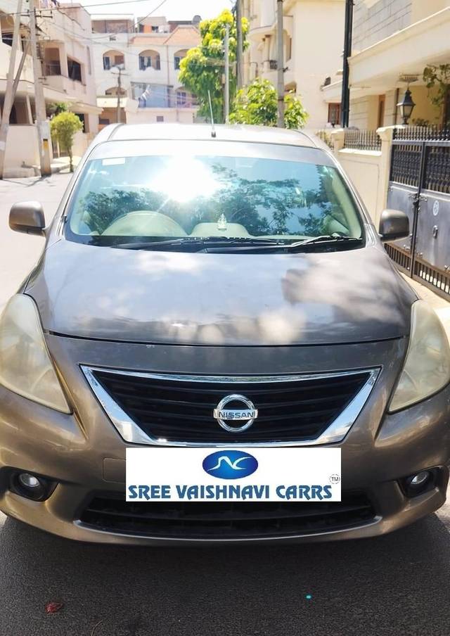 https://images10.gaadi.com/usedcar_image/4187571/original/processed_2af2e19e88e7df7b511beb2f481f4940.jpeg?imwidth=6402