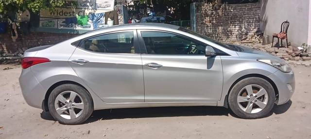 https://images10.gaadi.com/usedcar_image/4187600/original/processed_572f2f492770ff143cbe3827c01b6615.jpg?imwidth=6401