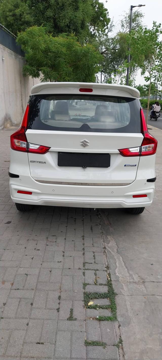 https://images10.gaadi.com/usedcar_image/4187771/original/processed_e05915a34e760abf18751367ed4e1978.jpg?imwidth=6402