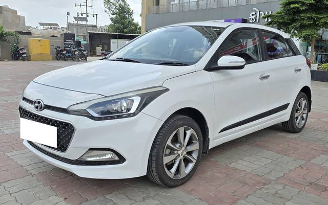 https://images10.gaadi.com/usedcar_image/4187779/original/processed_b4c366a7e7534e87fa09b1e8780b5a31.jpg?imwidth=6400