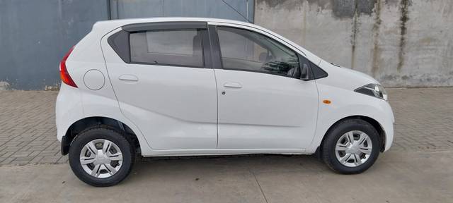 https://images10.gaadi.com/usedcar_image/4187806/original/3889c2b8bca663cd9dee4a82c49e576e.jpg?imwidth=6401