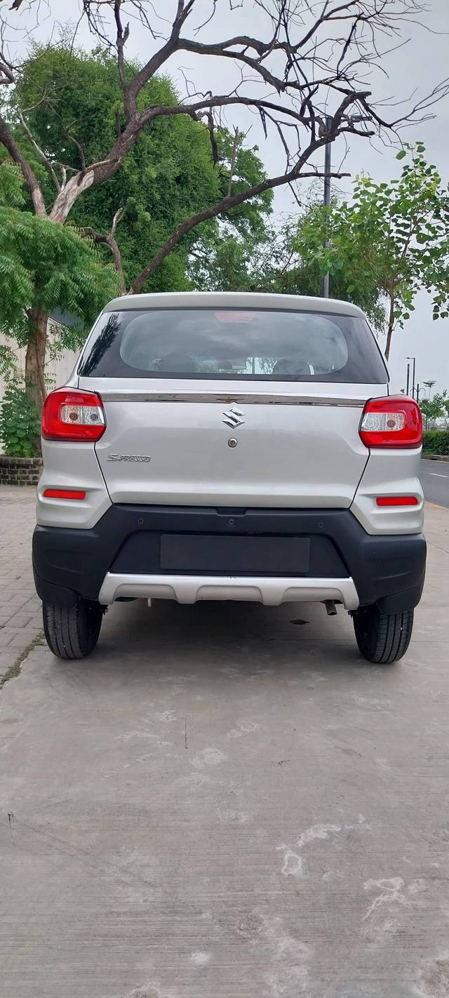 https://images10.gaadi.com/usedcar_image/4187813/original/processed_00bc3fa4a1eb05a62cdd57bae44c4a36.jpg?imwidth=6402