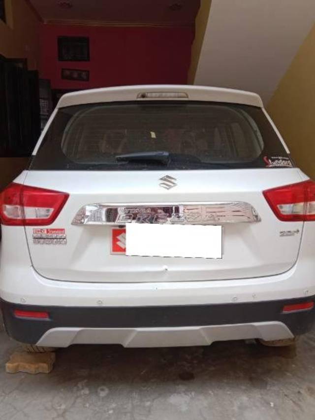 https://images10.gaadi.com/usedcar_image/4187825/original/processed_fa4438a4-8615-4016-b63d-c18f3be42c1d.jpg?imwidth=6401