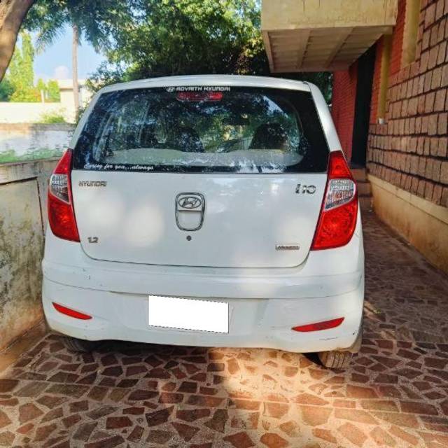 https://images10.gaadi.com/usedcar_image/4187868/original/processed_5d7e71ef-c1df-42a7-9de1-f1311896f24a.jpg?imwidth=6401