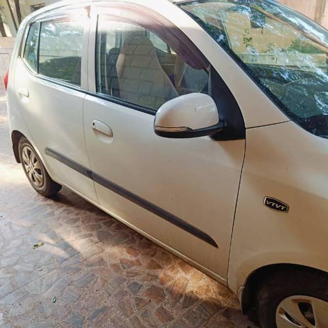 https://images10.gaadi.com/usedcar_image/4187868/original/processed_9ddd4889-5465-4343-a43c-452cf8a021e3.jpg?imwidth=6402