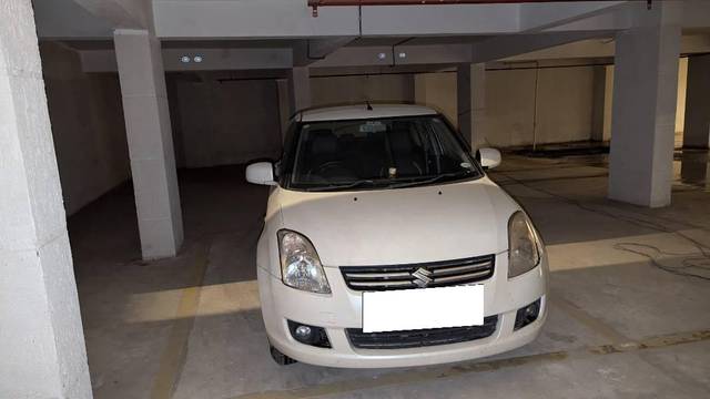 https://images10.gaadi.com/usedcar_image/4187938/original/processed_8770daef-5d7a-4643-ae73-435d3525f383.jpg?imwidth=6400