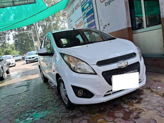 https://images10.gaadi.com/usedcar_image/4187973/original/processed_ae3b4b0e-40de-4089-b50a-00328392faff.jpg?imwidth=6400