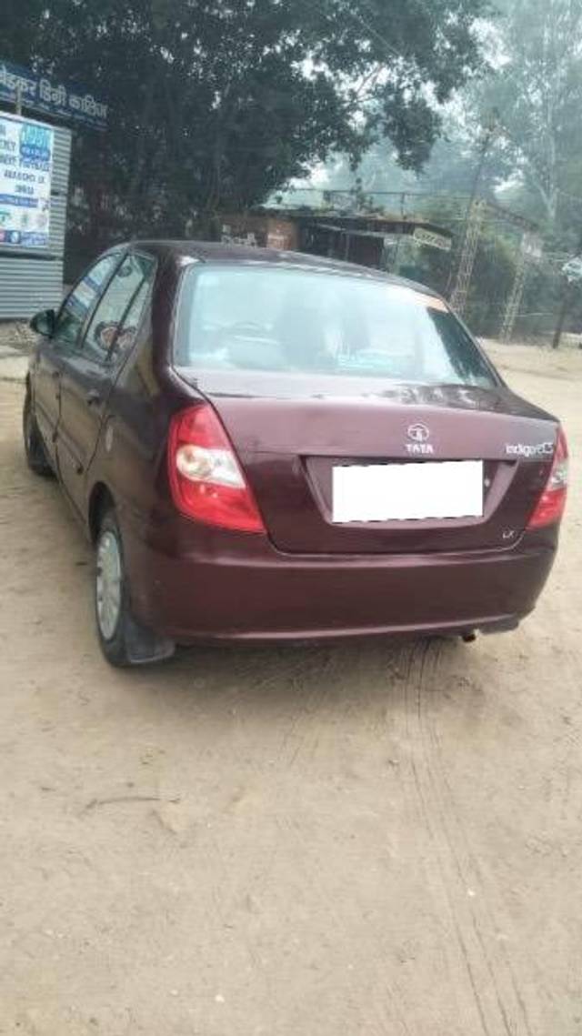 https://images10.gaadi.com/usedcar_image/4188052/original/processed_094da365-7e56-4bdf-93ca-b2a5aba1d069.jpeg?imwidth=6400