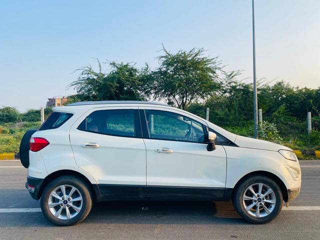 https://images10.gaadi.com/usedcar_image/4188061/original/8275eed89005ca456726be966278ba0c.jpg?imwidth=6401