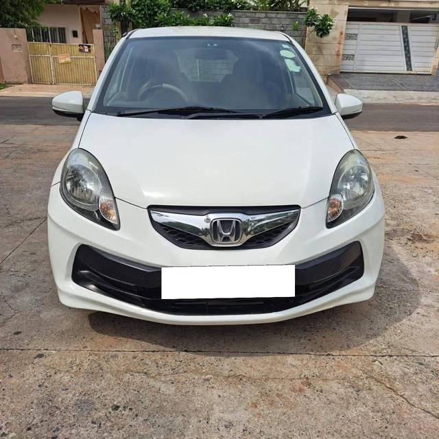 https://images10.gaadi.com/usedcar_image/4188118/original/processed_42980950774be5720437b87561924a7f.jpg?imwidth=6402