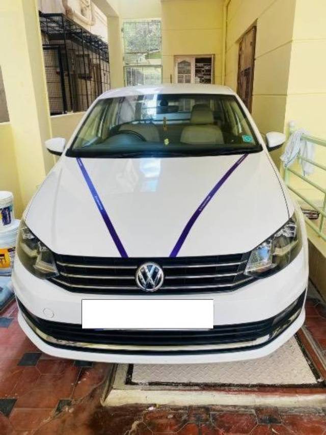 https://images10.gaadi.com/usedcar_image/4188262/original/processed_98f4685d-8c57-4a06-adc7-21ffbb94819b.jpeg?imwidth=6400