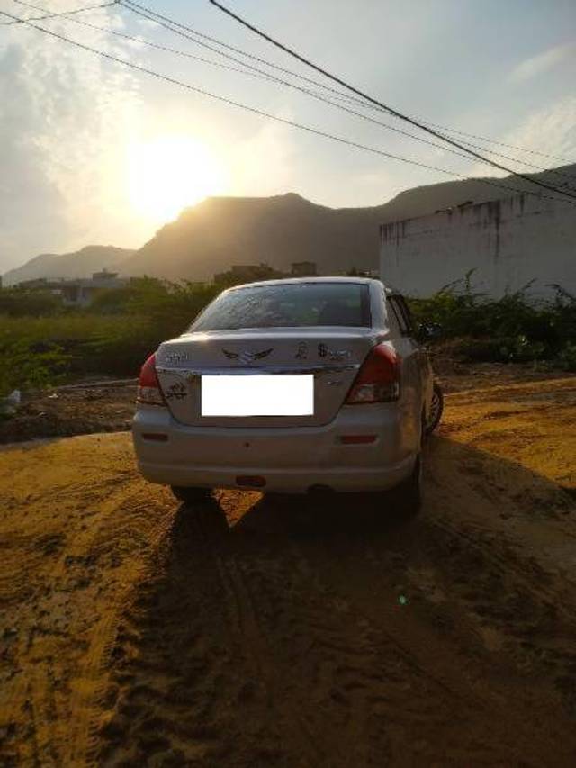 https://images10.gaadi.com/usedcar_image/4188431/original/75830503e30848dd105054d7160af380.jpg?imwidth=6401