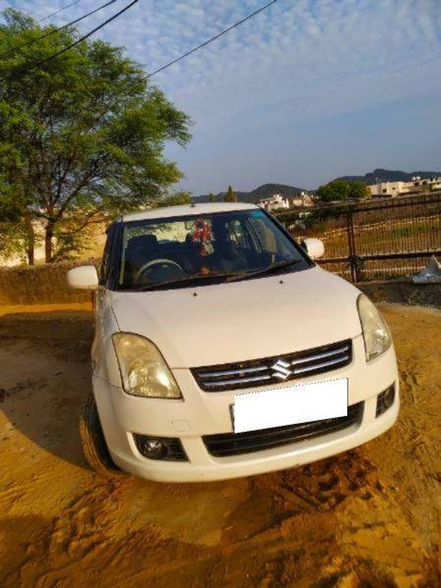 https://images10.gaadi.com/usedcar_image/4188431/original/d13210e54e0d848684e918145f98cce0.jpg?imwidth=6400