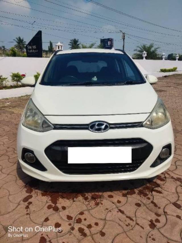 https://images10.gaadi.com/usedcar_image/4188454/original/processed_7f9c13b6-424e-4fce-884f-6252a4058725.jpg?imwidth=6402