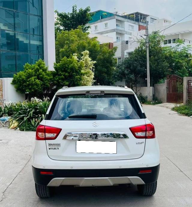 https://images10.gaadi.com/usedcar_image/4188463/original/processed_5406d6cc29826ed9f709e1d8fec36820.jpeg?imwidth=6401