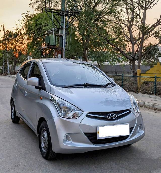 https://images10.gaadi.com/usedcar_image/4188510/original/processed_bc0cf63fc9bfff1abae3d03dbcff1165.jpg?imwidth=6400