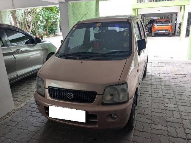 https://images10.gaadi.com/usedcar_image/4188514/original/processed_fce72ab5-b2aa-4ef7-a7aa-d46d2970cdd2.jpg?imwidth=6400