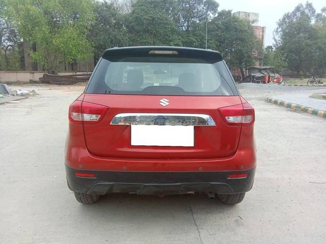 https://images10.gaadi.com/usedcar_image/4188606/original/processed_4f6ee37c918bc480110765fd509fd5d7.jpg?imwidth=6402