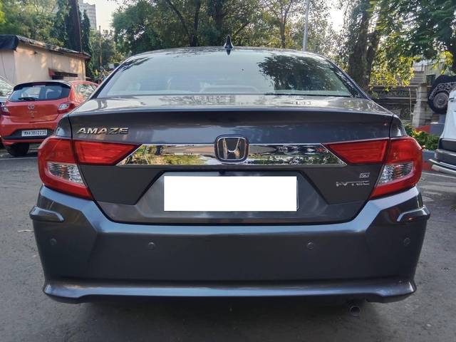 https://images10.gaadi.com/usedcar_image/4188638/original/processed_252154a3877d9fe48e5cc59a0f15ce6d.jpeg?imwidth=6401