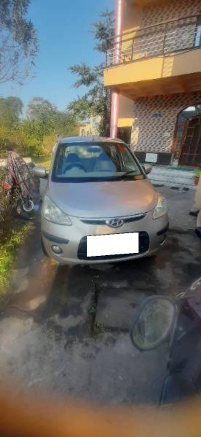 https://images10.gaadi.com/usedcar_image/4188693/original/processed_a86cef75-c130-40d0-98b9-13cafdf937d7.jpg?imwidth=6400