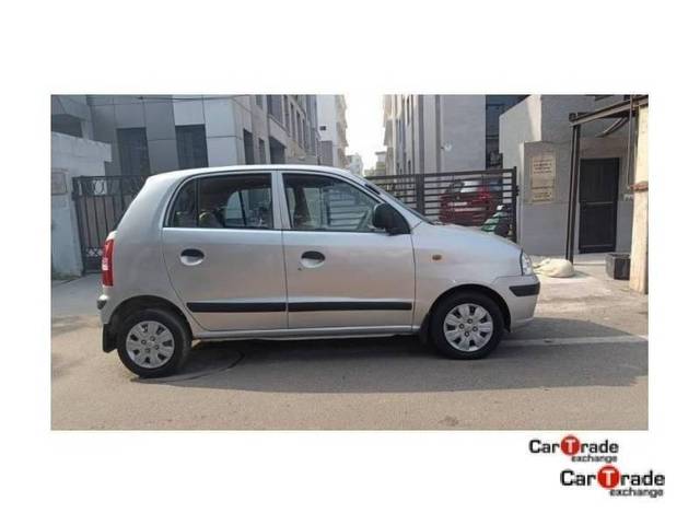 https://images10.gaadi.com/usedcar_image/4188709/original/processed_04de904ff6c456949644e35e5a4fb524.jpg?imwidth=6401