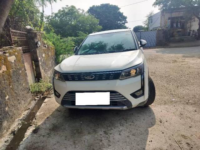 https://images10.gaadi.com/usedcar_image/4188778/original/processed_8ec06f7a-2f17-4db4-96f8-3523cdd42c75.jpg?imwidth=6402