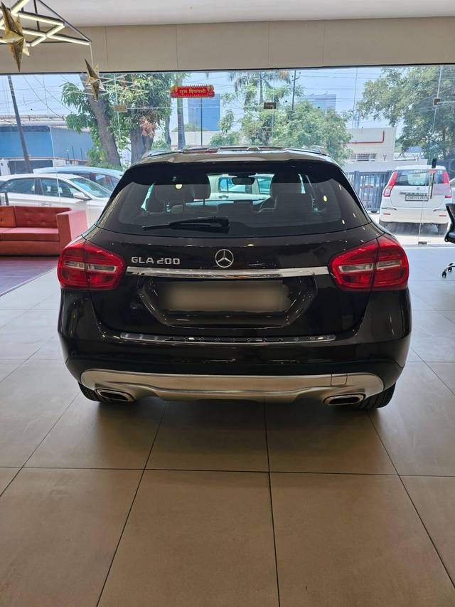 https://images10.gaadi.com/usedcar_image/4188959/original/processed_44b7df6a39d0a543ccc2d629d922a0eb.jpg?imwidth=6402