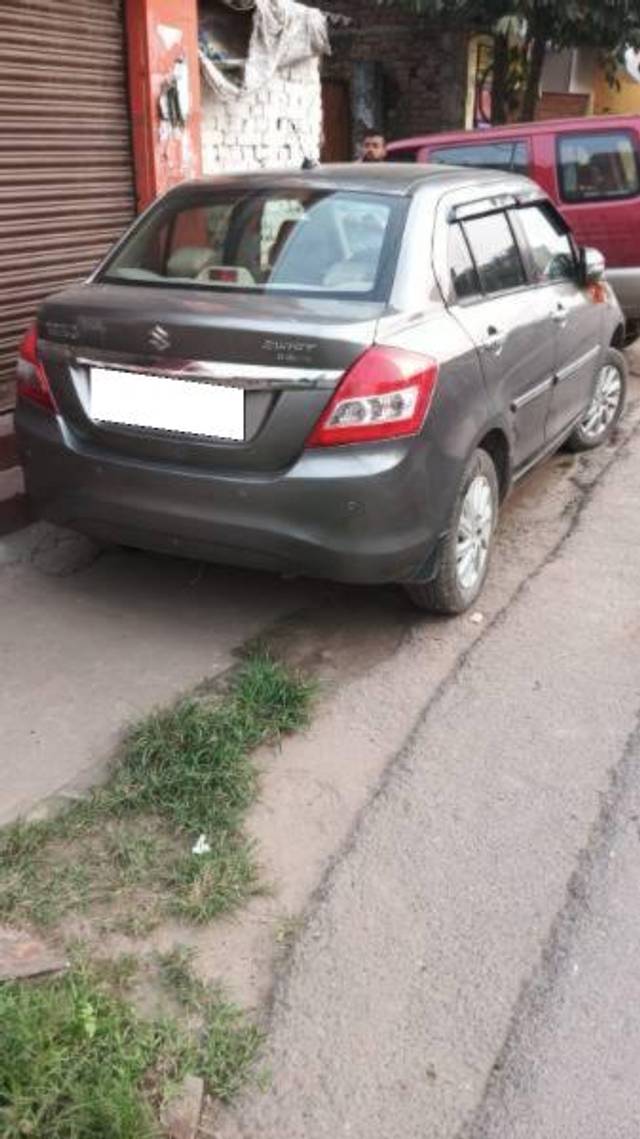 https://images10.gaadi.com/usedcar_image/4189061/original/processed_b89bc64c-0864-4dbc-bc17-3e8d8fda6f37.jpg?imwidth=6401