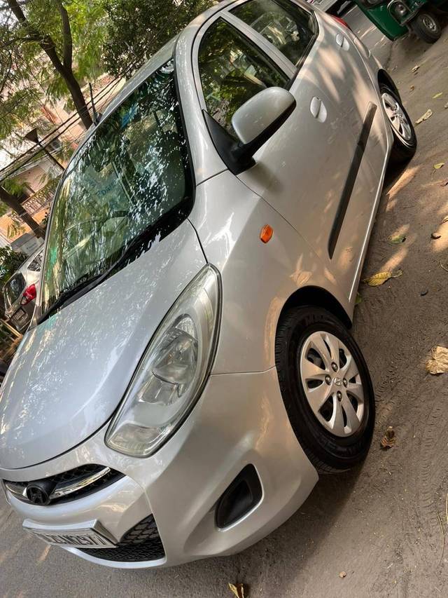 https://images10.gaadi.com/usedcar_image/4189094/original/processed_dfb78ba1c7414bbb6c38b714bd63e280.jpg?imwidth=6400