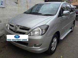 Toyota Innova 2004-2011 Toyota Innova 2.5 V Diesel 8-seater