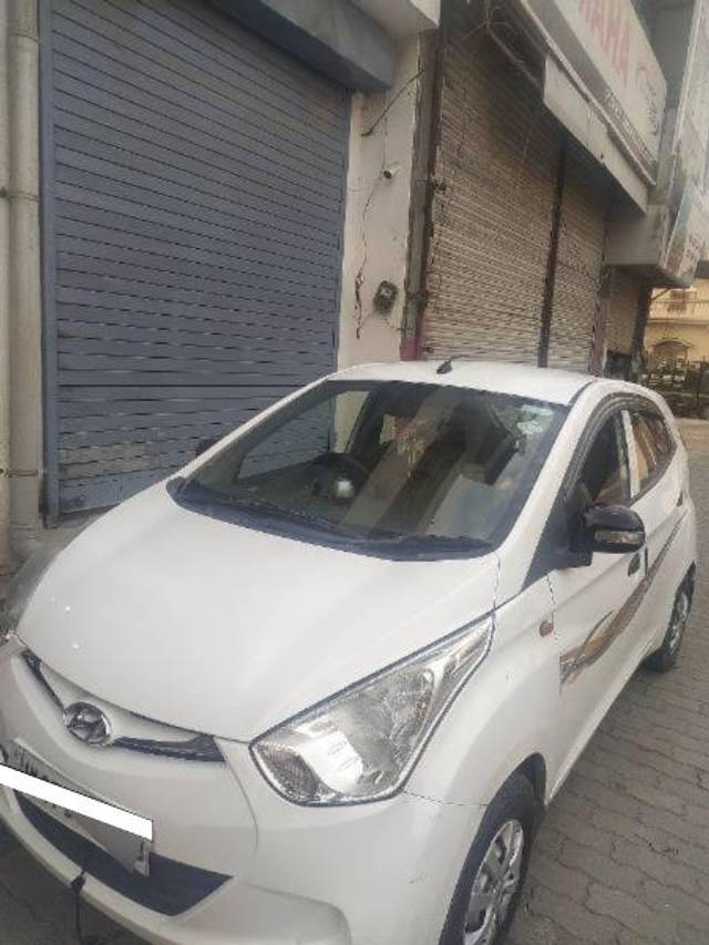 https://images10.gaadi.com/usedcar_image/4189136/original/processed_00a96742-7772-4320-94d7-d0e46f45b99c.jpg?imwidth=6400