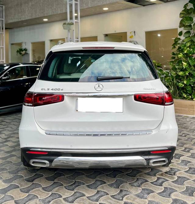 https://images10.gaadi.com/usedcar_image/4189165/original/processed_74d9f9c1bdd5919c010bde53718b25cb.jpg?imwidth=6402