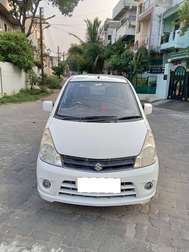 https://images10.gaadi.com/usedcar_image/4189190/original/processed_da0f5d27b51a41a706815f9270a45723.jpg?imwidth=6400